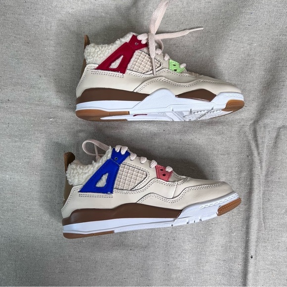 Nike Jordan 4 Retro Where the Wild Things Are Kid's Size 12C - Picture 3 of 8